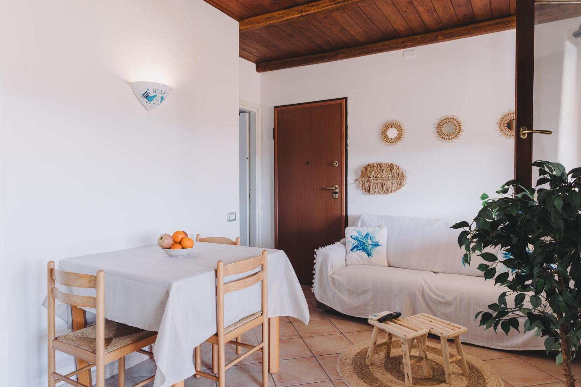 Cactus Mare Apartment Golfo Aranci Kültér fotó